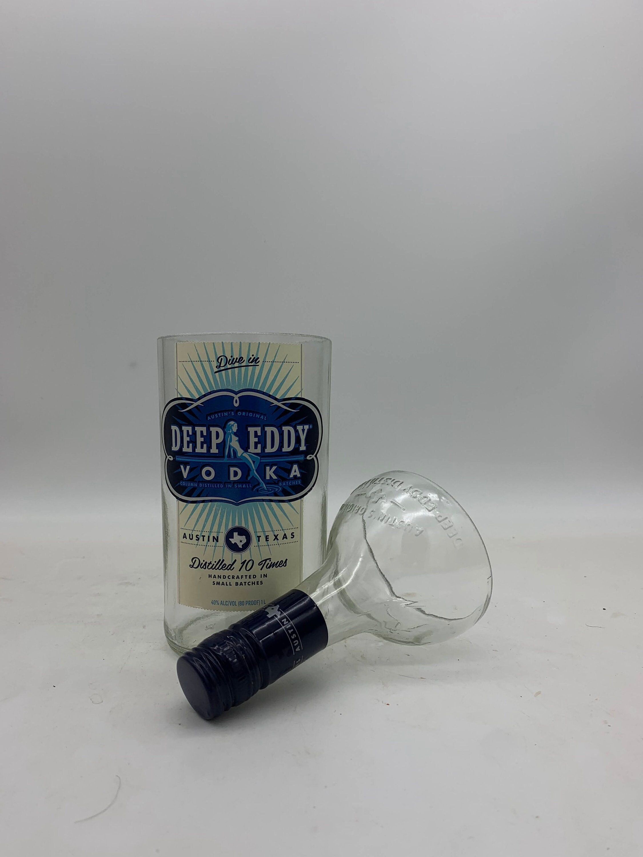 Deep eddy vodka distillery wedding | Honestweddingadvice.com