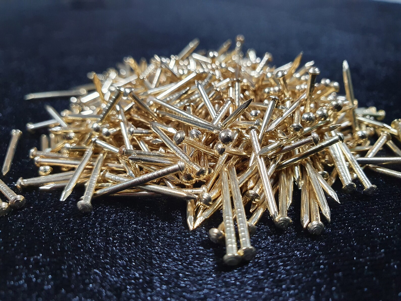 1000X 20 Mm Nails, Hobby Nails, Decorative Nails With Round Head