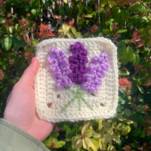 Lavender Bunch Granny Square Pattern