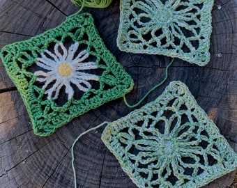 Lacy Daisy Granny Square Pattern
