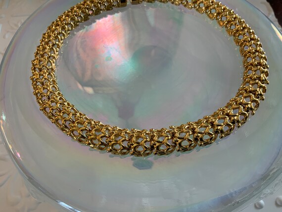 GORGEOUS Gold Tone Articulated Crochet Style Stat… - image 3