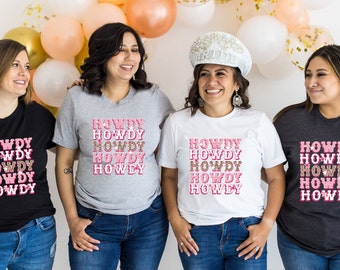 Camiseta Howdy, camisa Yeehaw, camisa Howdy, camiseta Cowgirl Bachelorette Howdy, viagem para meninas em Nashville, camisa com botas de cowgirl, camisa Boho, camisa Country Girl