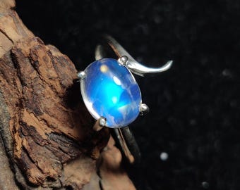 Top Blue Flashy Rainbow Moonstone Ring, 925 Sterling Silver Ring, Smooth Oval Flashy Moonstone Statement Ring, Handmade Deisng Silver Ring