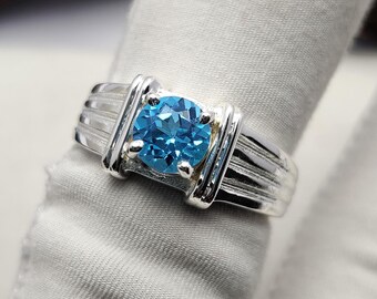 Anel de Noivado com Topázio Azul em Prata de Lei 925, Joia com Gema Azul, Anel para Presente de Casamento, Anel de Designer Feito à Mão, Presente para Ela
