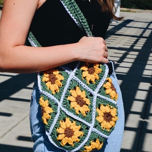 Sunflower Granny Square Tote