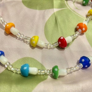 Collares de setas de colores