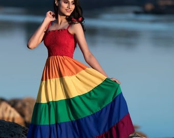 Vestido escalonado ahumado Pride Rainbow para todos: celebre el amor y la igualdad con estilo, vibrante, hecho a mano, perfecto para ocasiones especiales