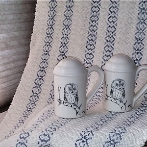 Owls Salt & Pepper Set Vintage, Rustic Cabin Decor, French Country Kitchen, Owl Ceramics, MCM