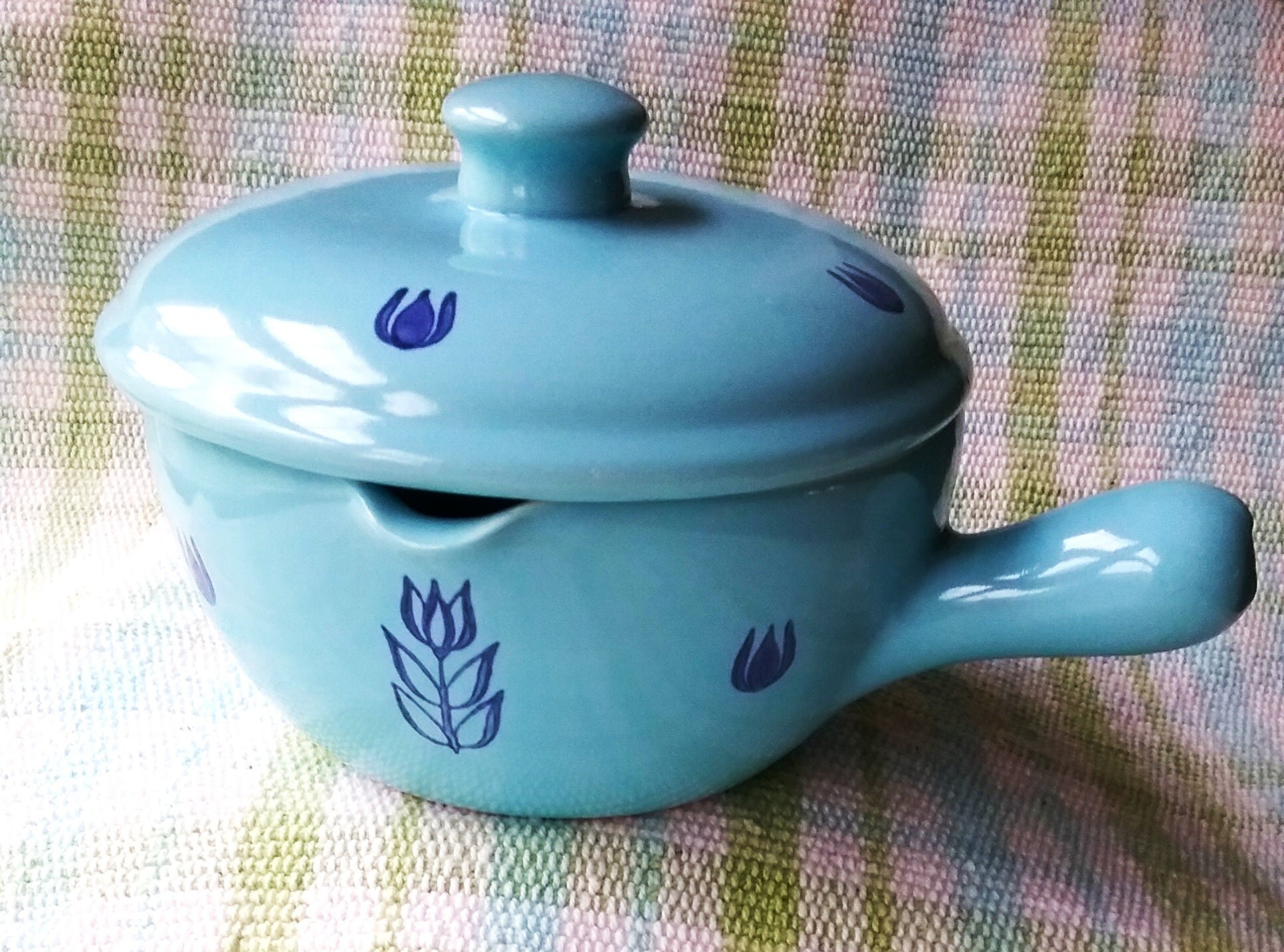 洋書 French Enameled Ware for the Collector Cronin Ovenware With Lid Blue Tulip Vintage, French Country Decor