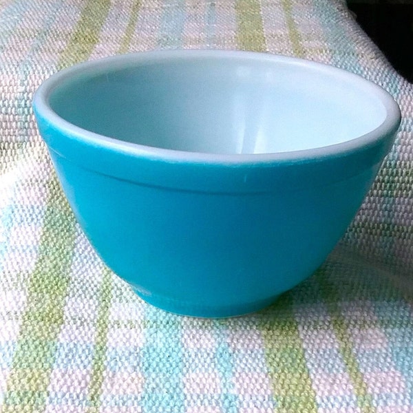 Pyrex Primary Blue Mixing/Nesting Bowl Vintage, Grandma's Pyrex