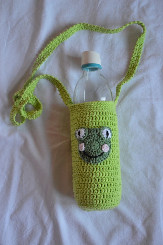 Frog Water Bottle Holder, Cozy Bottle Carrier Bag, Crochet Water Bottle  Sling, Carrier With Pocket 