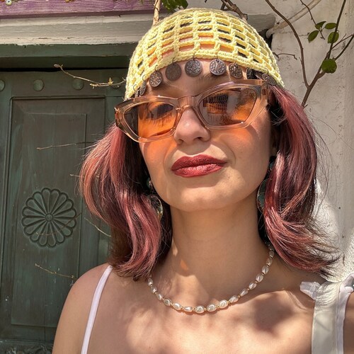 Gorro de calavera con lentejuelas, tocado de verano, gorro de red de crochet de algodón, gorro de festival, gorro de malla