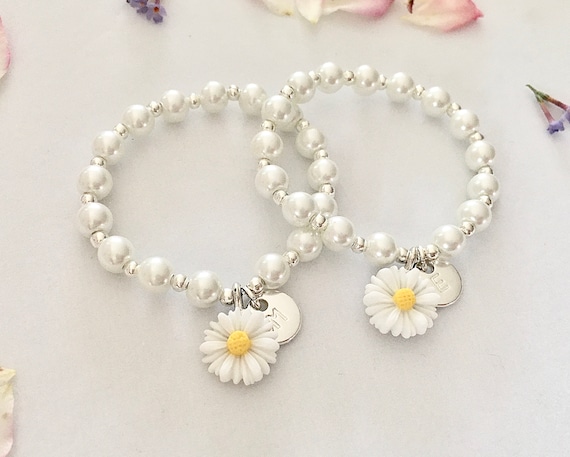 Flower girl gift flower girl bracelet daisy bracelet daisy gift daisy birthday party favors girl scout gift daisy favors gift little girl