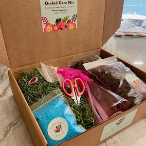 Orchid Care Kit -  Green Moss - All you need to care for orchids! Great Gift! For Orchid Lover, Plant Lover, Gardener, Birthday Gift!