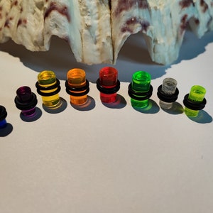 Clear Ear Plugs/ Stretchers Transparent with Black &quot;O&quot; Rings ~ Acrylic, Gauges 4mm 6mm 8mm ~ Price is for 1 Piece
