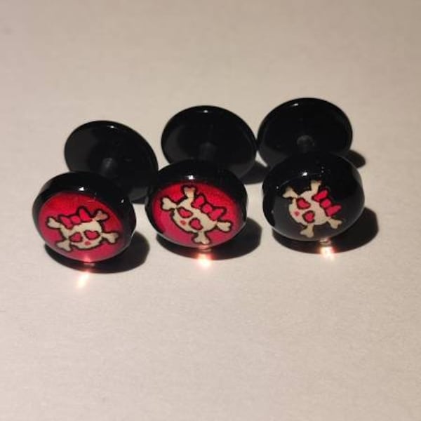 Fake Ear plugs - Cute Skull and Cross Bone Design - Standard ear piercing size