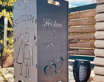 Feuertonne mit Motiv – Feuersteele Hochzeit 37x37x80 cm – Gartenfeuer Deko mit Griffen & Stecksystem – Handmade aus Stahl mit Rostpatina