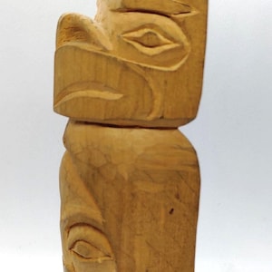 Sculpture autochtone - Aigle - Homme - Ornement de poteau