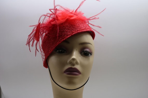 Vintage Ladies Liz Claiborne Red Fascinator Hat - image 1