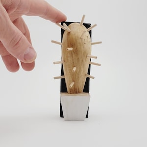Houten cactussculptuur, decoratie om op een plank of vensterbank in je huis te zetten, gangdecoratie, cadeau voor bloemenliefhebber, cactusliefhebber