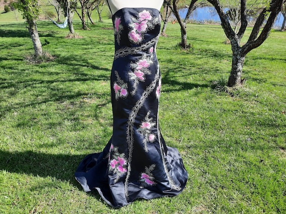 floral dress pink Darcy La France Dianthus Pink Floral Cotton Maxi Dress