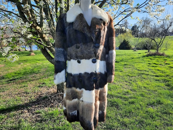1970s real rabbit fur multicolored brown and whit… - image 1