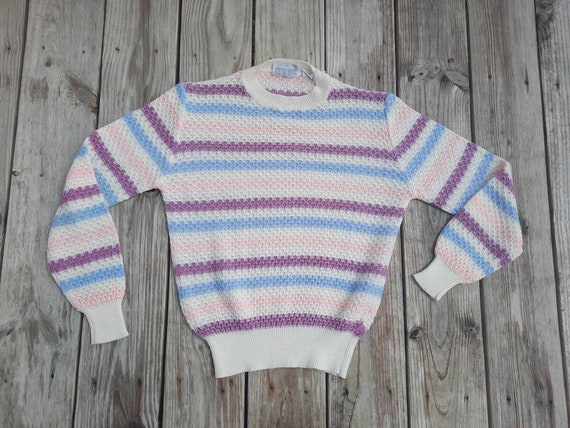 1970s-1980s pastel white, purple, blue and pink s… - image 1