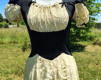 1940s-50s vintage formal black and white evening gown elegant old Hollywood