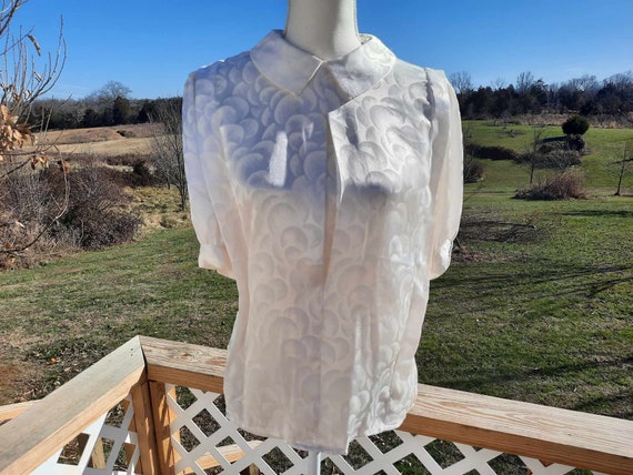 1980s-1990s white silky blouse with button up back - image 1