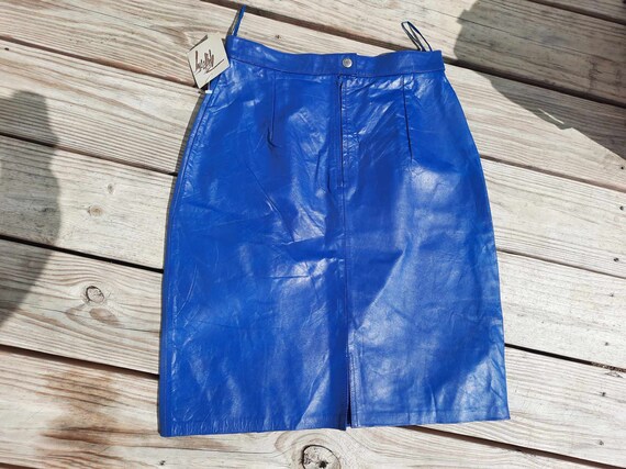 1980s bright blue leather skirt - image 2