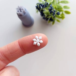 Dainty Flower Mini Clay Cutter / Polymer Clay Cutters / Micro Cutters / Earring Making / Clay Tools
