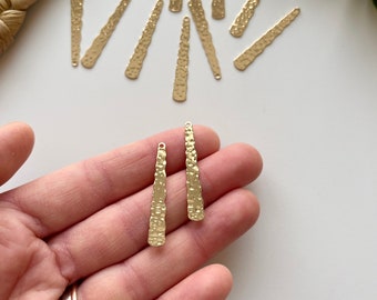 Hammered Brass Dangle Charms, Zinc Alloy Jewelry Findings (2 Pcs)