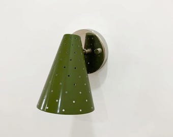 ミッドセンチュリー風ウォールランプ、真鍮製ウォールライト、穴あきウォールランプ、ハンドメイドウォールランプ