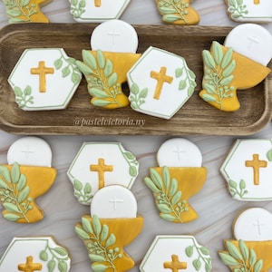 First Communion Cookies, Chalice cookies, Religious Sugar Cookies, Communion Favors, Set of 6-48 cookies, Edible Favors for Boys and Girls.