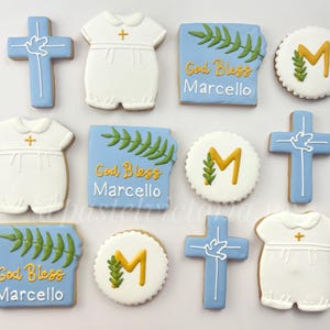 Personalized Baptism Cookies for Boys, Baptism Favor Cookies for Boys, Religious Theme, First Communion Cookies, Set of 6-48 cookies.