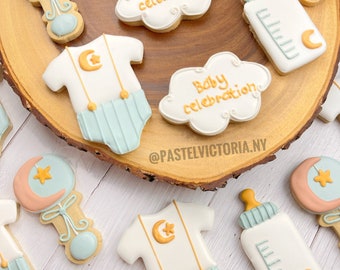 Custom Cloud Cookies, Personalized Baby Shower Cookies, Custom Cloud Cookies for Baby Shower, Personalized Treats, Boy or Girl Party Favors