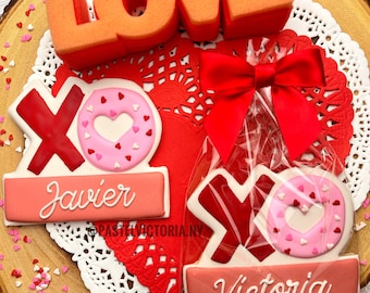 Cadeau Saint-Valentin - Coffret 20 Biscuits personnalisés et 4 Guimauves  personnalisées