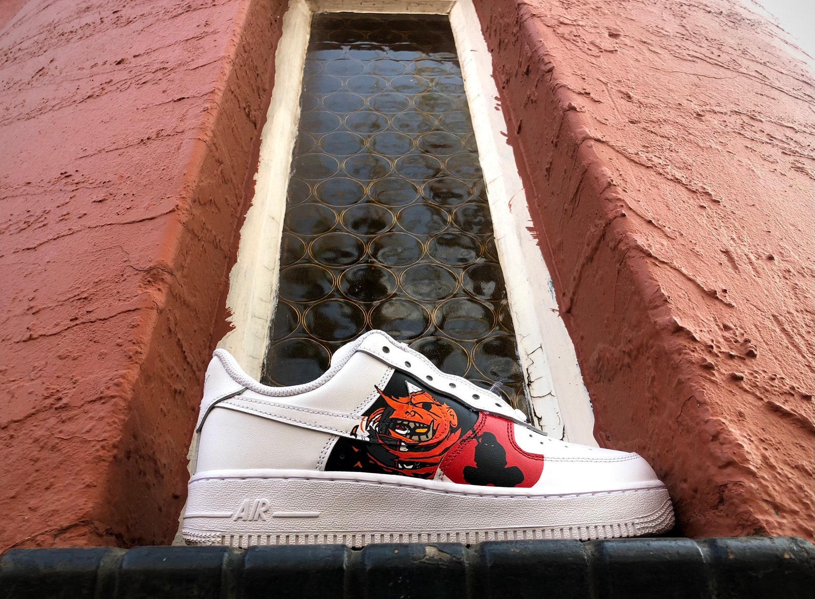 sasuke nike air force