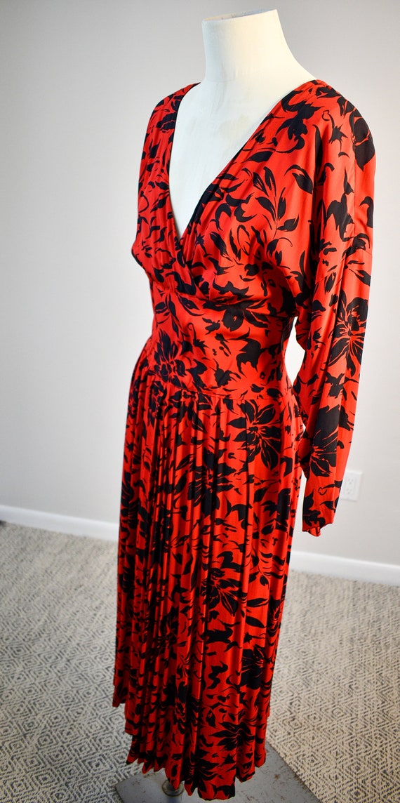 Vintage 90s Red Dress with Black Floral Print | R… - image 8