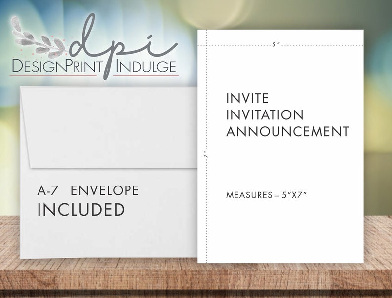Puede incluir: Tarjeta de invitaci&oacute;n, anuncio o invitaci&oacute;n en cartulina blanca que mide 12,7 cm por 17,8 cm. El texto "INVITE, INVITATION, ANNOUNCEMENT" est&aacute; impreso en negro en la tarjeta. Se incluye un sobre A-7.