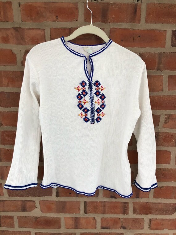 70s Vintage Greek Cotton Gauze Embroidered Top - image 4