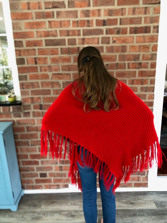 Cherry Red Vintage 60s Poncho Soft - image 7