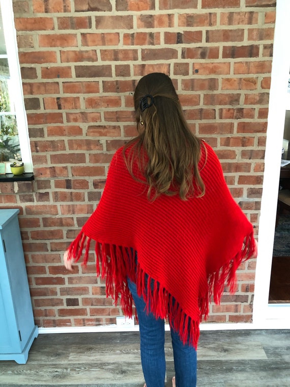 Cherry Red Vintage 60s Poncho Soft - image 6