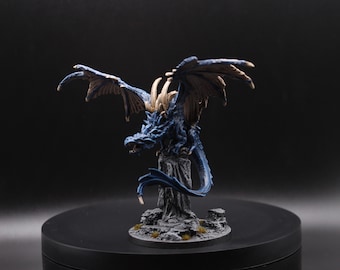 Wyvern / Blue dragon / Dungeons & Dragons / DnD / Pathfinder / Painted miniature / Fantasy role playing miniature / Dragon / Frostgrave
