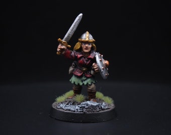 Female Dwarf / Warrior / Dwarf Fighter / Painted miniature / Fantasy role playing / D&D / Pathfinder / Fantasy miniature / TTRPG