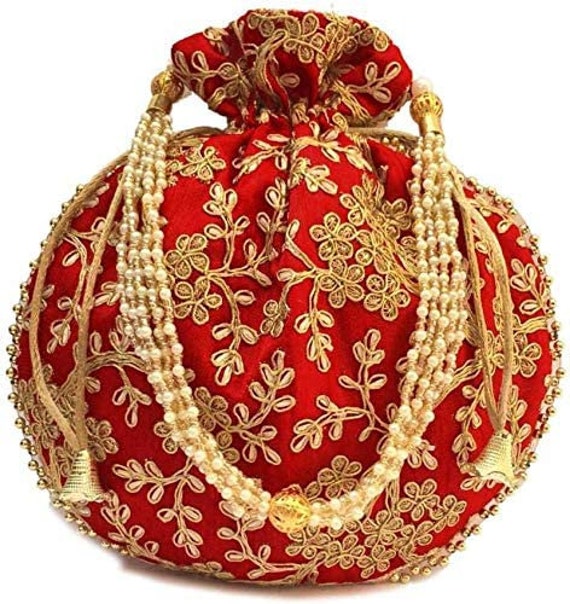 Purse Collection Attractive floral Designer Golden Colured Polti Purse For Womens Purse Collection Attractive floral Designer Golden Colured Polti Purse For Womens