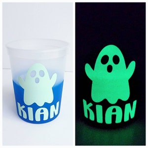 Glow-In-The-Dark Ghost Color Changing Cup| 16 oz. Halloween Stadium Cup | Party Favor for Kids | Gift for Toddlers | Personalized Name Cup