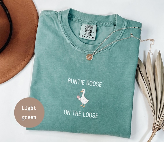 Comfort Colors funny goose shirt aunt silly goose tshirt pregnancy reveal gift for auntie new aunt gift for sister
