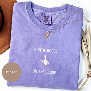 Comfort Colors funny goose shirt aunt silly goose tshirt pregnancy reveal gift for auntie new aunt gift for sister image 5