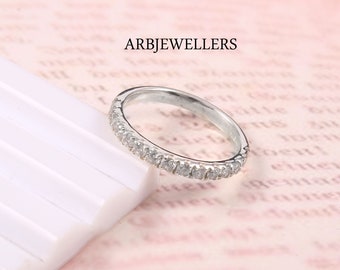 Anillo de media eternidad de circonita hecho a mano: banda apilable de plata de ley 925